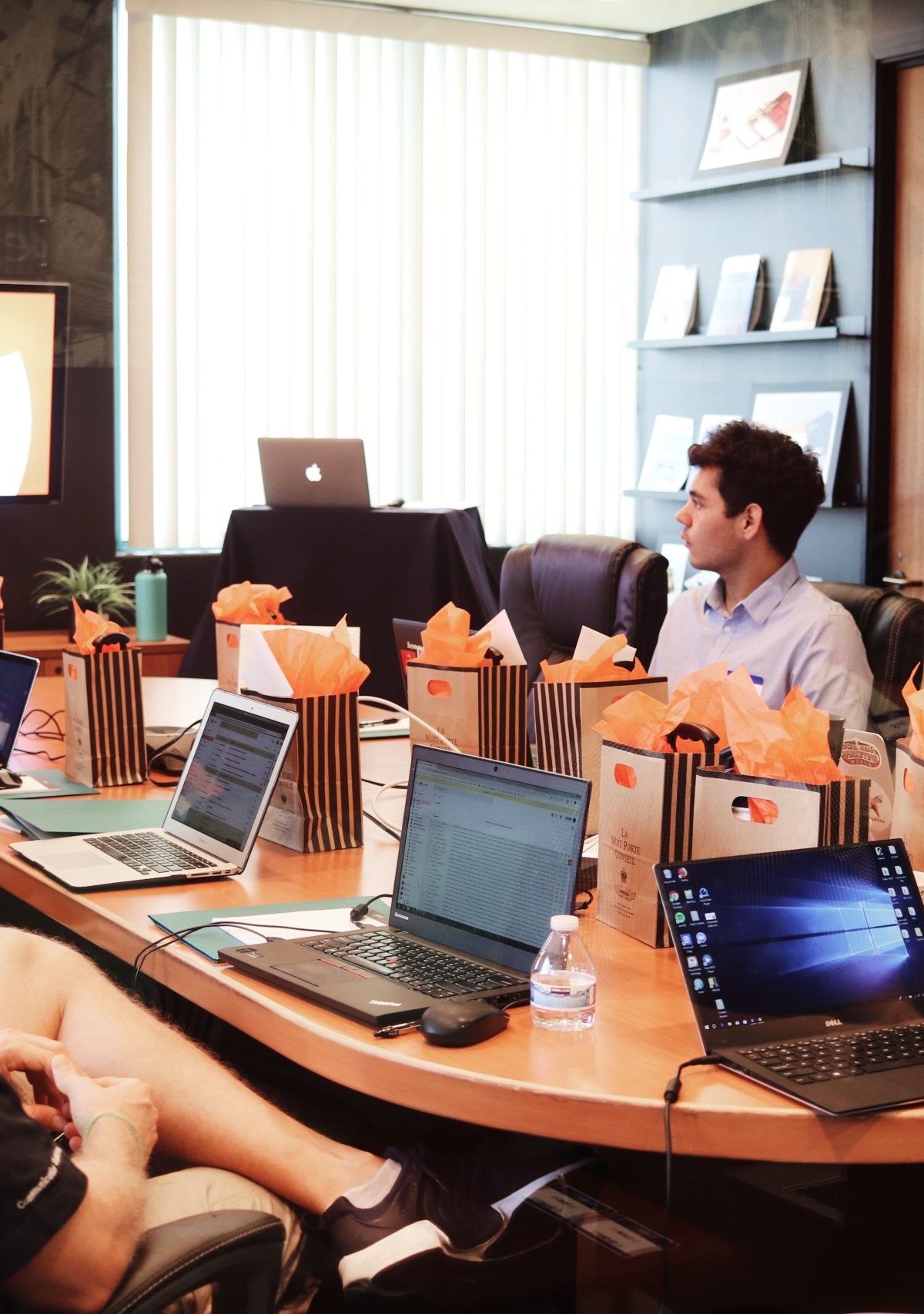 How to Hire an IT Project Manager for mid-cap firms